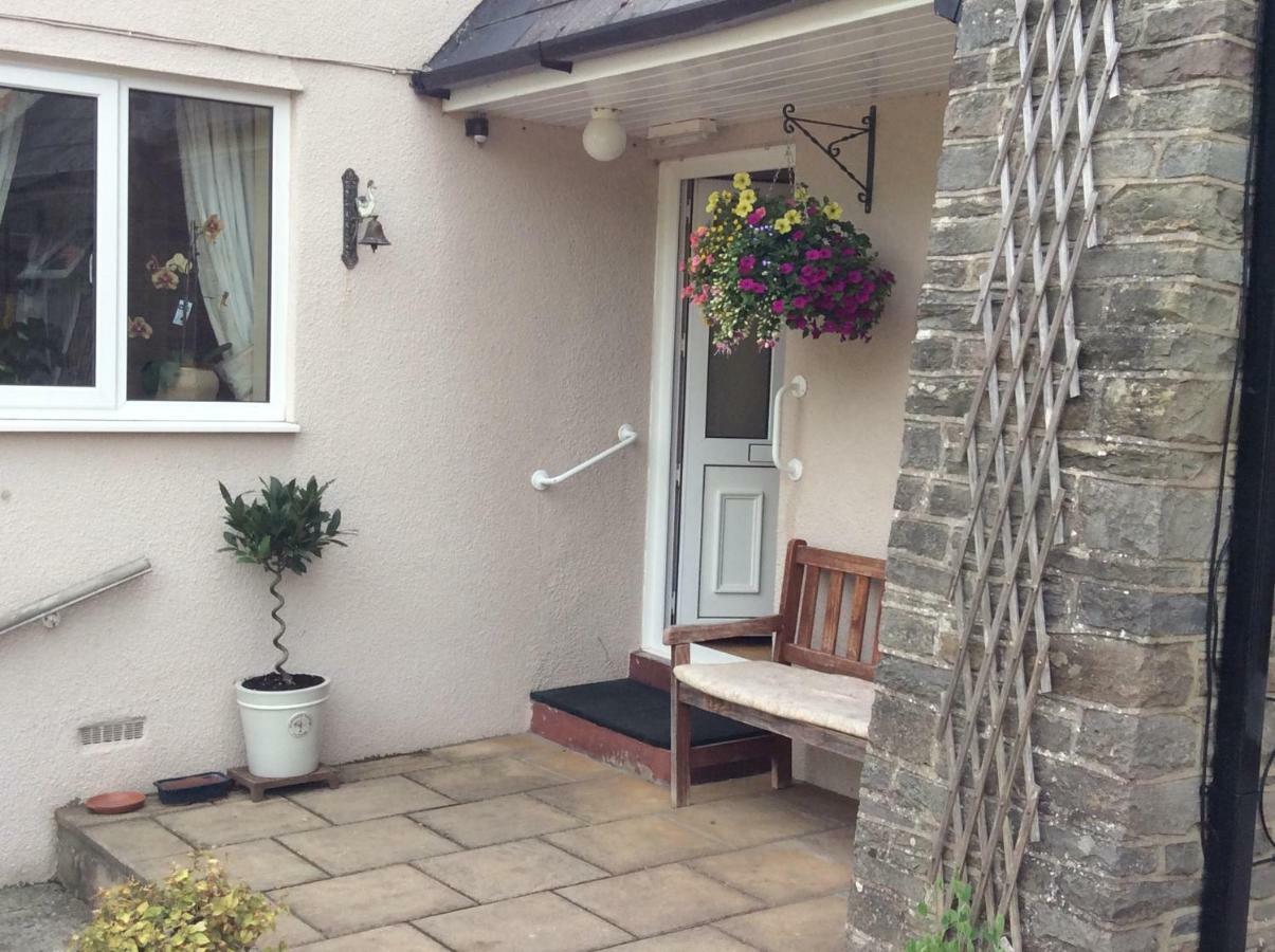 The Firs At Hay-On-Wye B&B Exterior photo